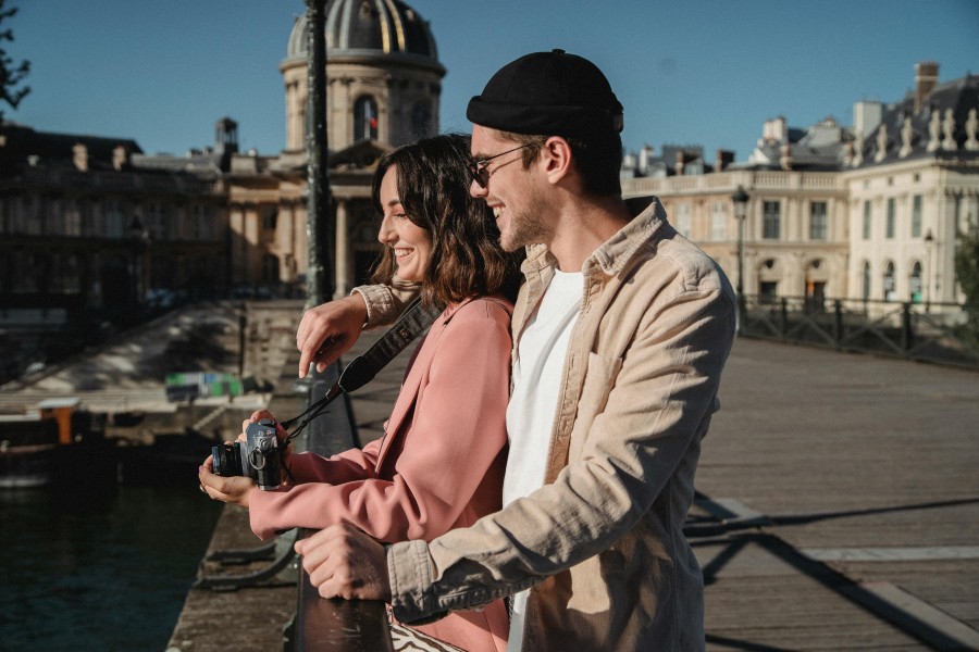 Comment pimenter une soirée romantique à Paris : astuces pour un moment inoubliable à deux.