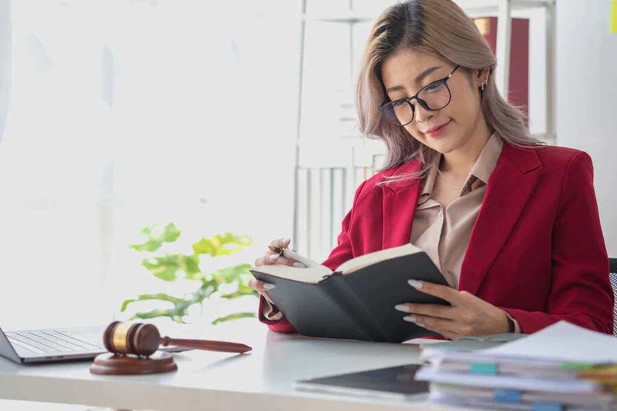 Quelles sont les qualités essentielles d'un bon avocat pénaliste à Paris ?